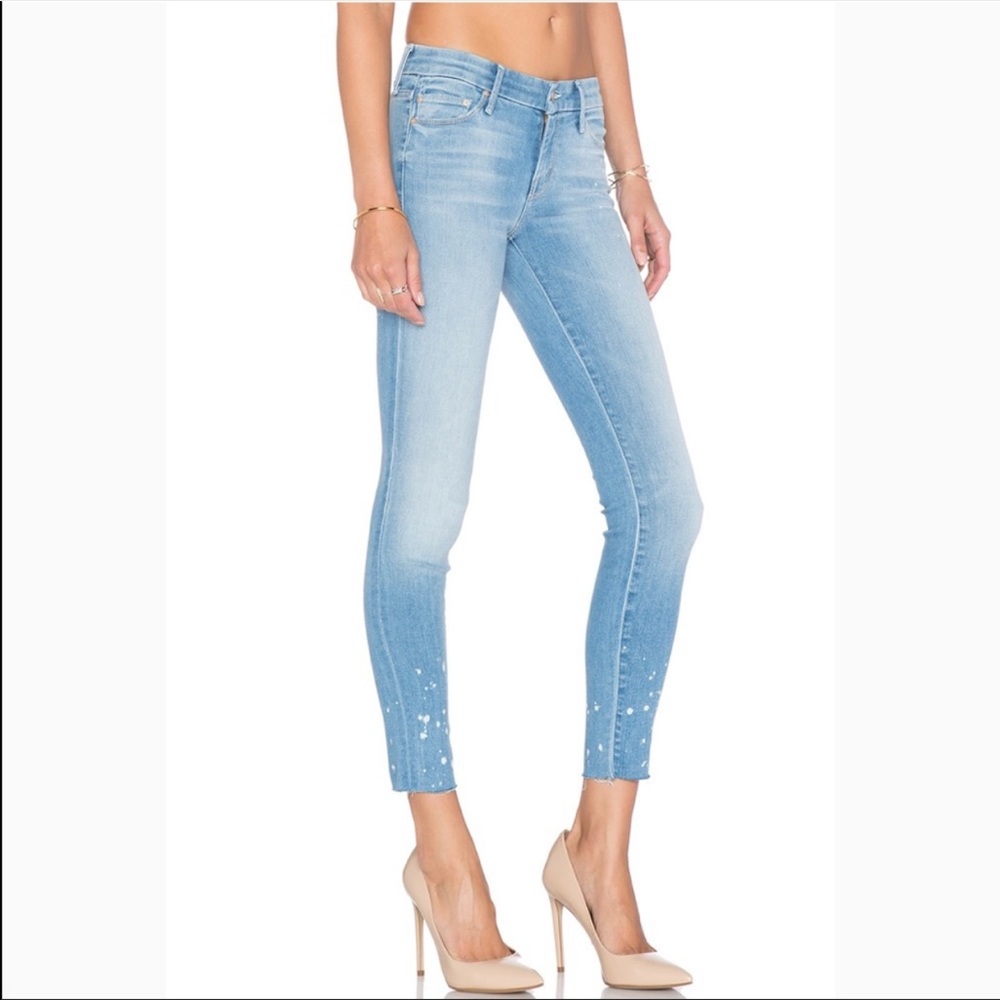MOTHER Looker Ankle Fray Splatter Light Wash Jeans